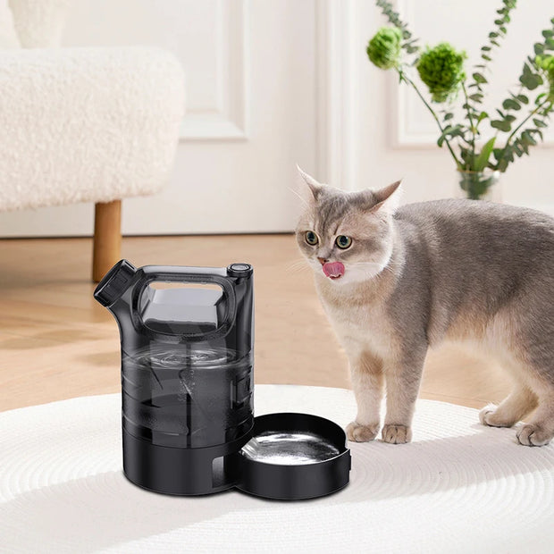 2.6L Dog Water Bottle Large Capacity Drinking Water Bottle Outdoor Sports Water Bottle Outdoor Cat and Dog Water Bottle