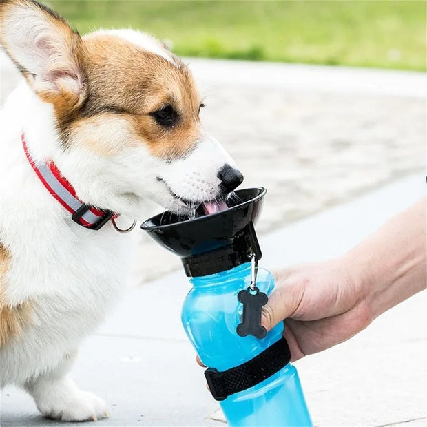 500ml Squeeze-Type Outdoor Portable Pet Dog Water Bottle Large Dog Travel Water Cup Drinking Bowl Suitable for Dogs and Cats