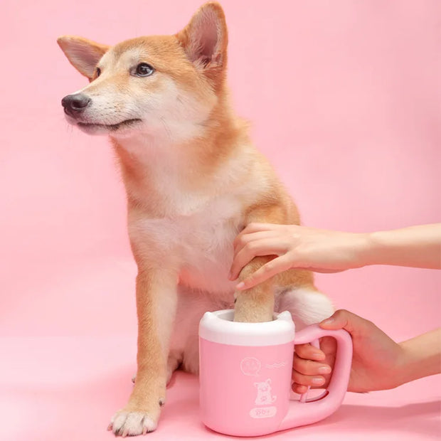 Portable Dog Foot Cleaner Cup Pet Paw Cleaner for Dogs Cats Grooming with Muddy Paws Comfortable Silicone Dog Feet Cleaner